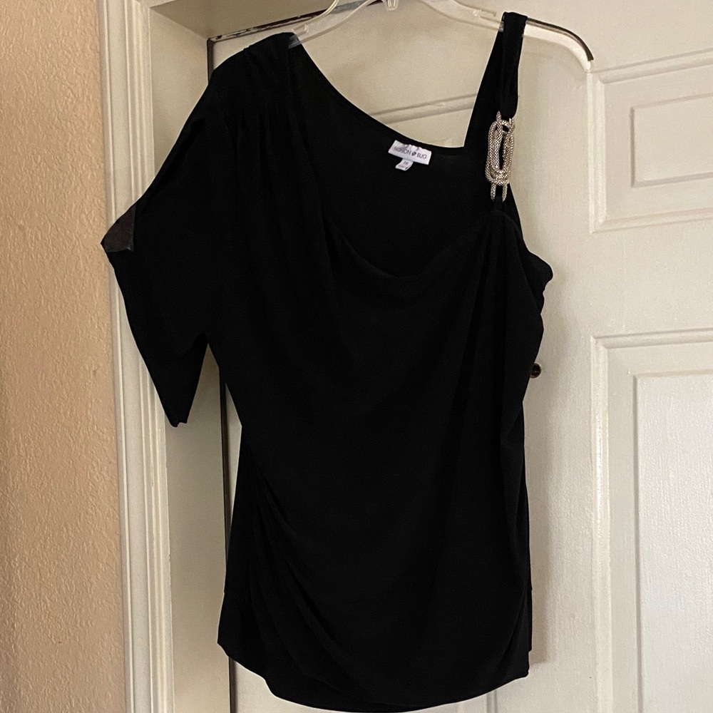 Black One-Shoulder Drape Dress Top with Decorative Buckle